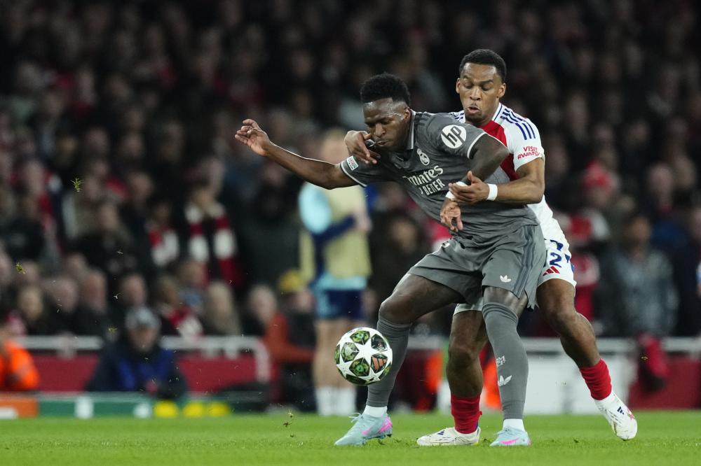 为比赛增添 为比赛增添